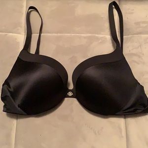 Victoria Secrets Black push-up bra